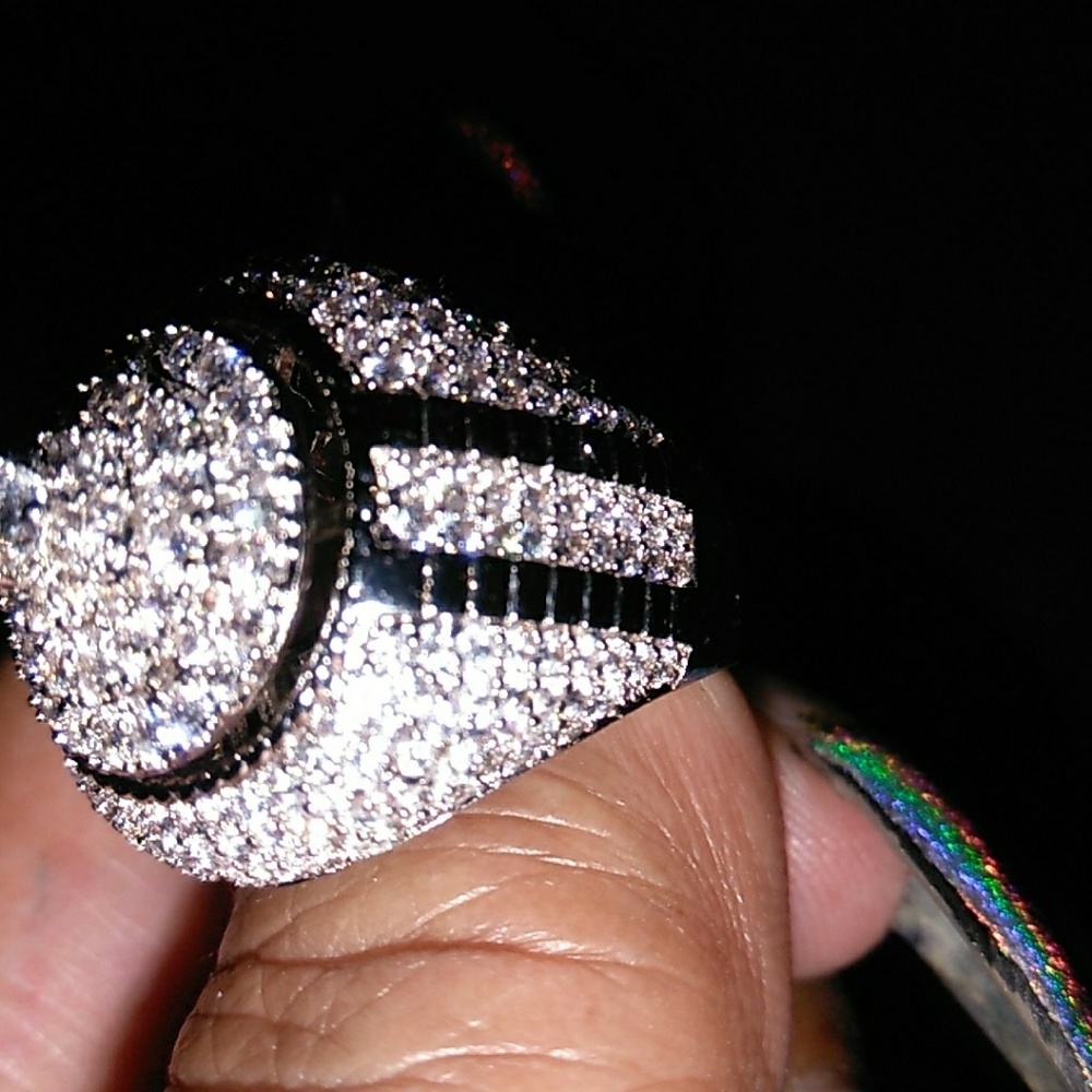 Sterling silver diamond stimulant